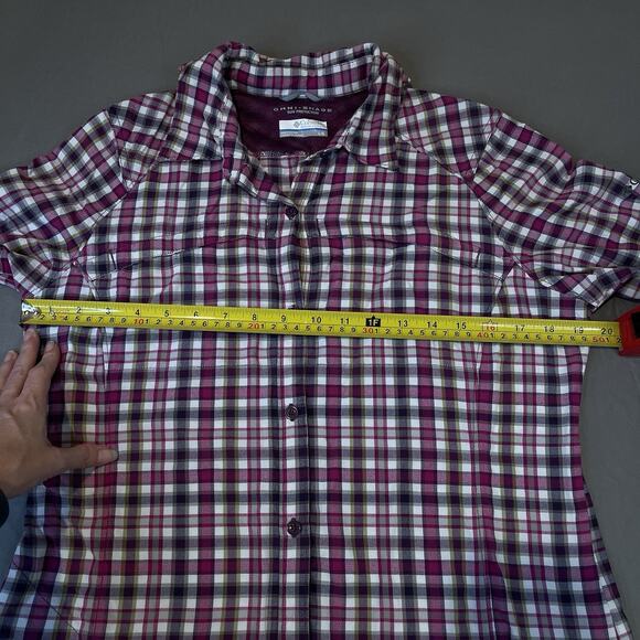 Columbia Women L Button Shirt Plaid Roll Tab Sun Protection Omni-Shade Vented - Picture 4 of 7